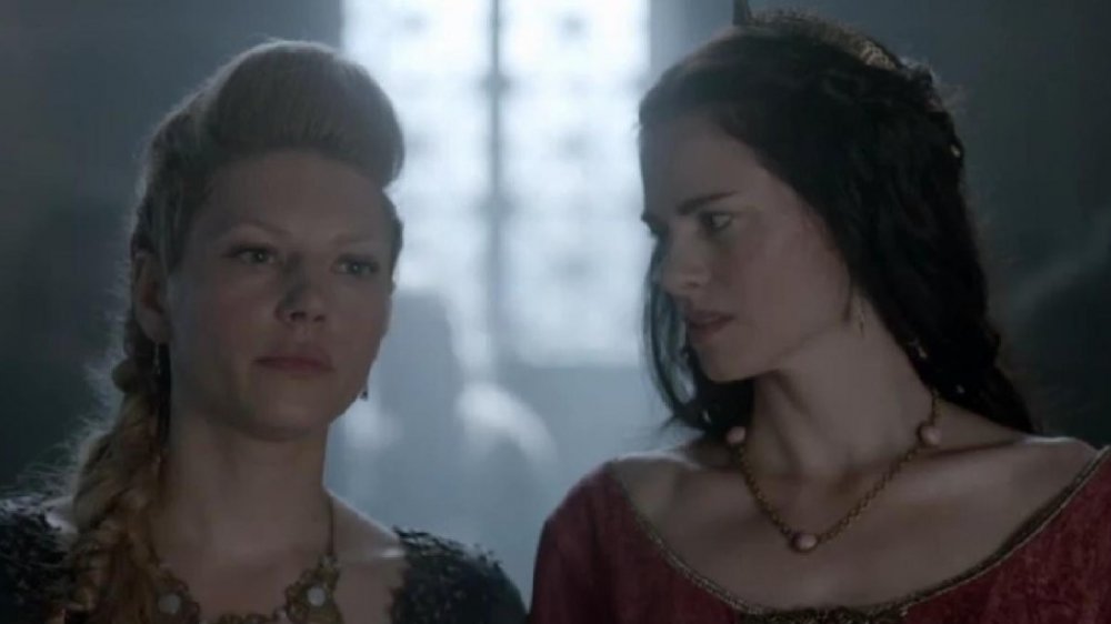 Katheryn Winnick as Lagertha and Amy Bailey as Kwenthrith on Vikings