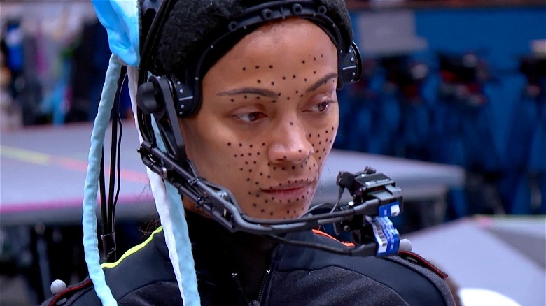 Zoe Saldana in motion capture suit