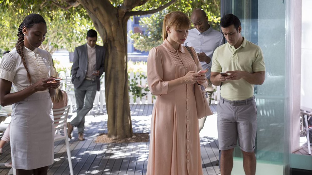 Bryce Dallas Howard on Black Mirror's "Nosedive" episode