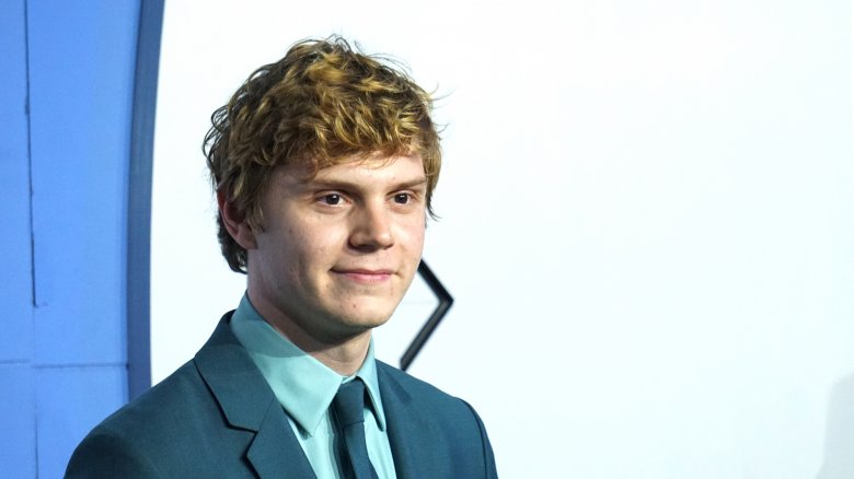 Evan Peters