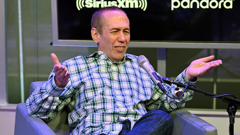 Gilbert Gottfried spreading his hands