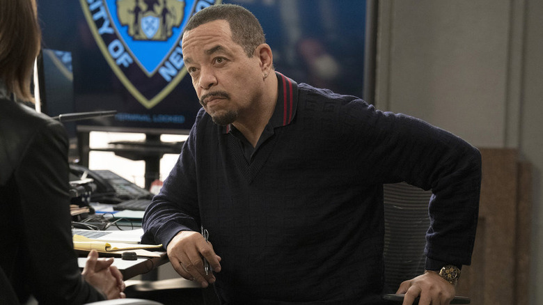 Detective Tutuola looks at someone with concern