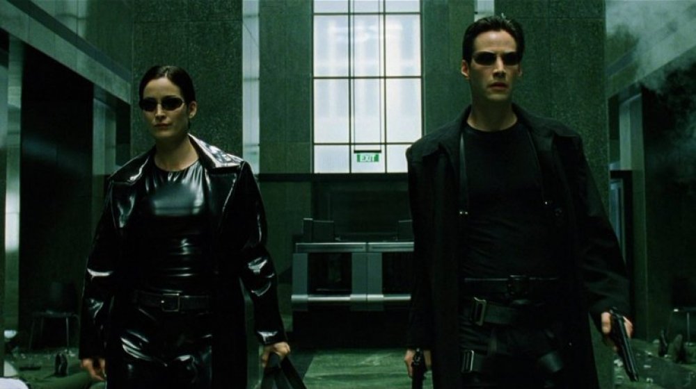 Keanu Reeves and Carrie-Anne Moss in The Matrix