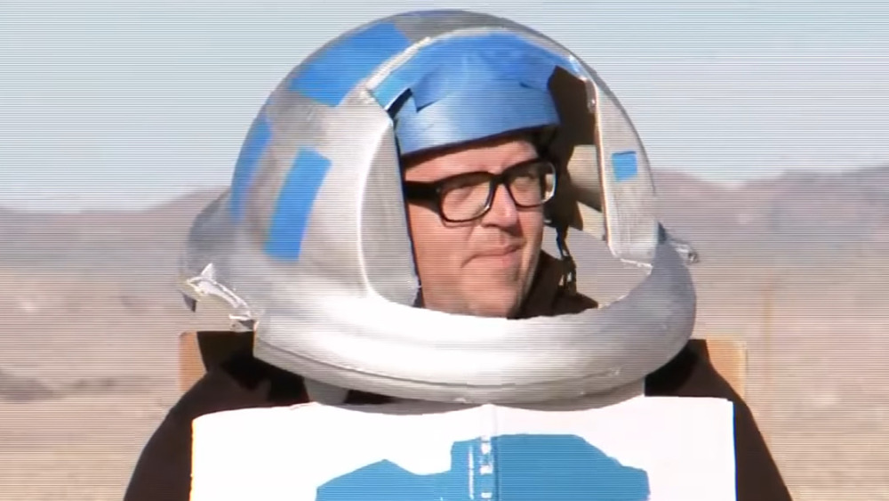 Nick Frost in bad R2-D2 costume