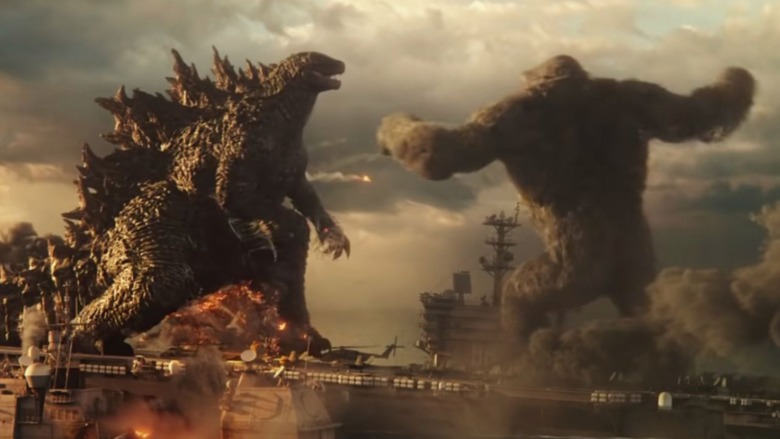 Godzilla fights Kong on ship