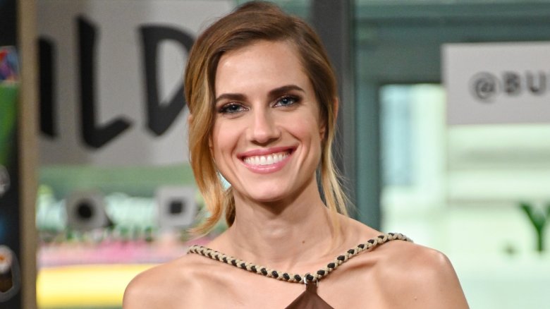 Allison Williams smiling