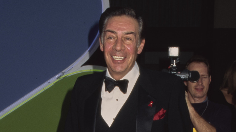 Jerry Orbach poses and smiles