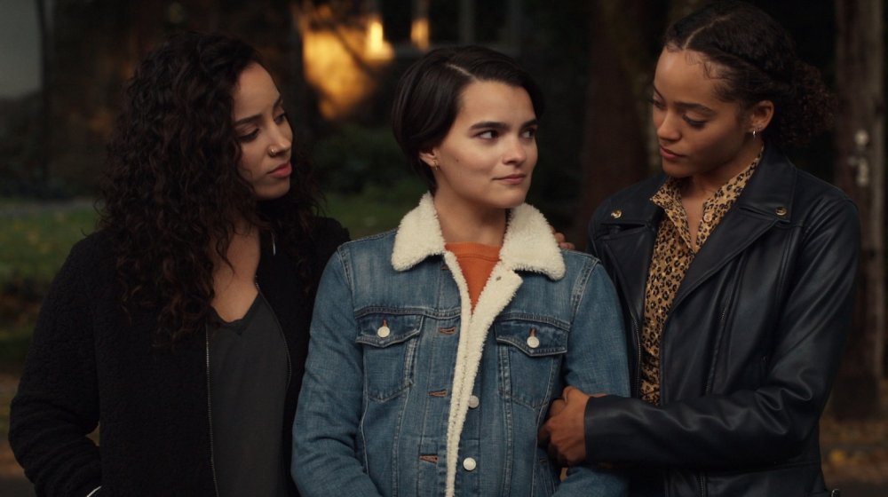 Brianna Hildebrand as Elodie Davis, Kiana Madeira as Moe Traux, and Quintessa Swindell as Tabitha Foster in Netflix's Trinkets