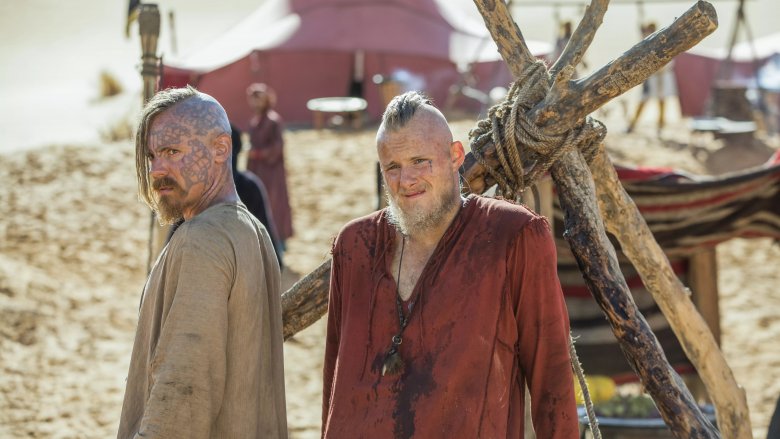 Jasper Pääkkönen and Alexander Ludwig in Vikings