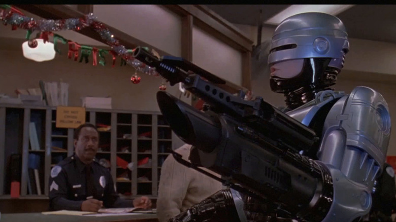 Robocop presents arms