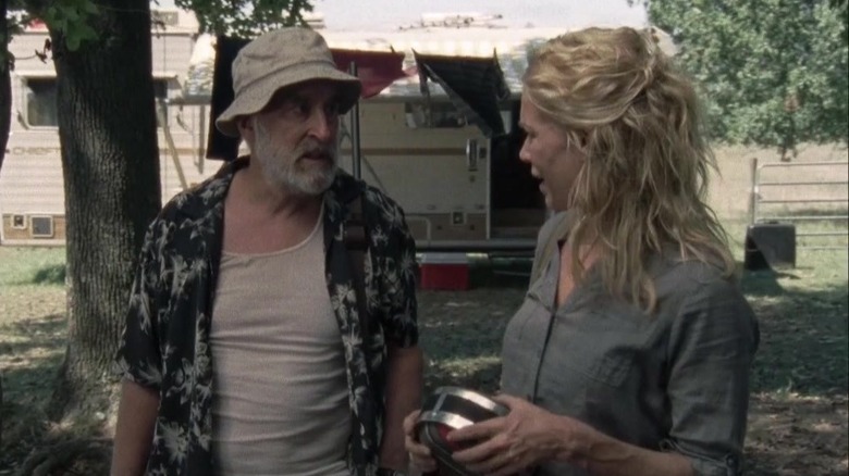 Dale talking to Andrea