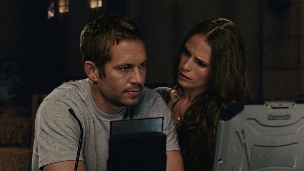 Paul Walker's Brian O'Connor and Jordana Brewster's Mia Toretto in Furious 7