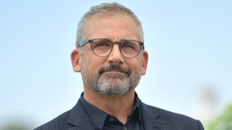 Steve Carell gray hair glasses