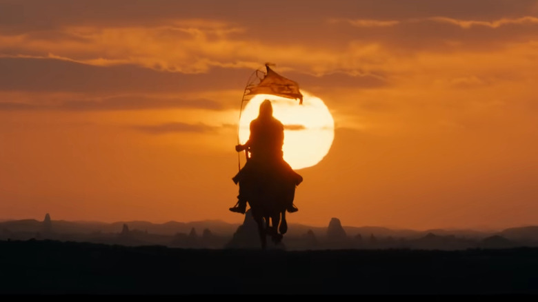 A gorseman rides in Rhûn in "The Rings of Power" (2024)