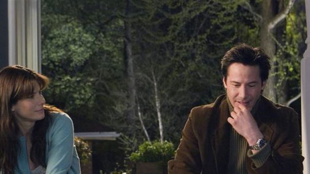 Keanu Reeves as Alex Wyler and Sandra Bullock as Kate Forster in The Lake House