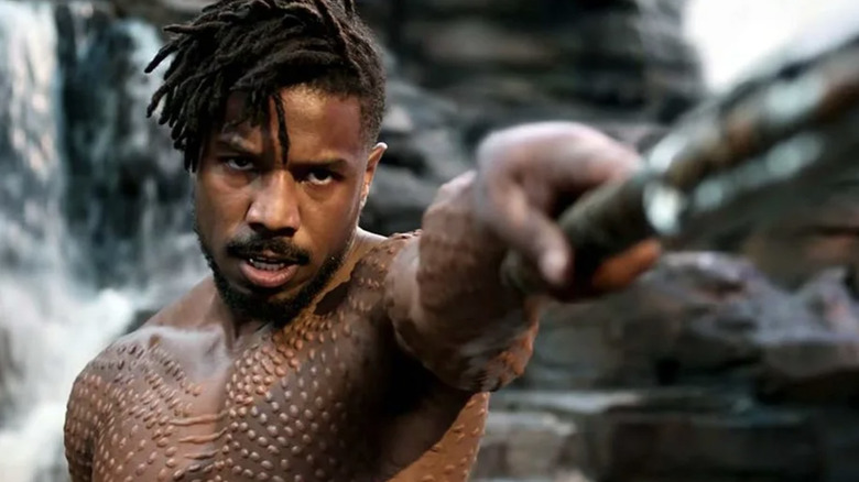 Killmonger pointing a spear