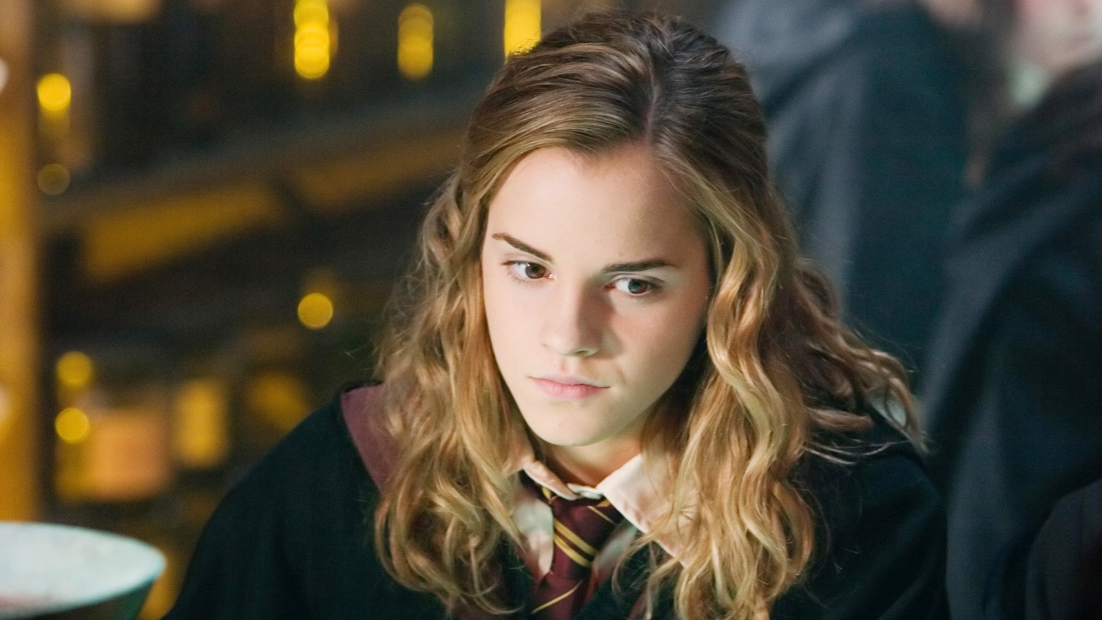 https://www.looper.com/img/gallery/the-savage-hermione-moments-that-make-harry-potter-fans-love-her-more/l-intro-1609791612.jpg