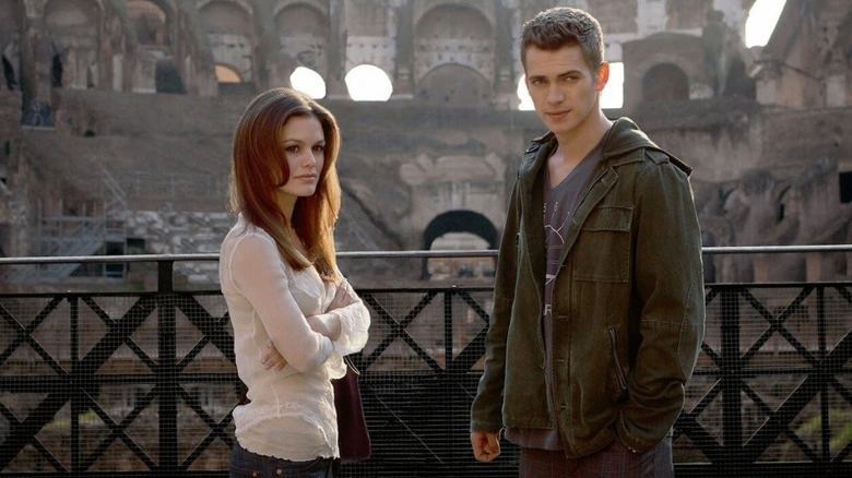 Hayden Christensen and Rachel Bilson standing