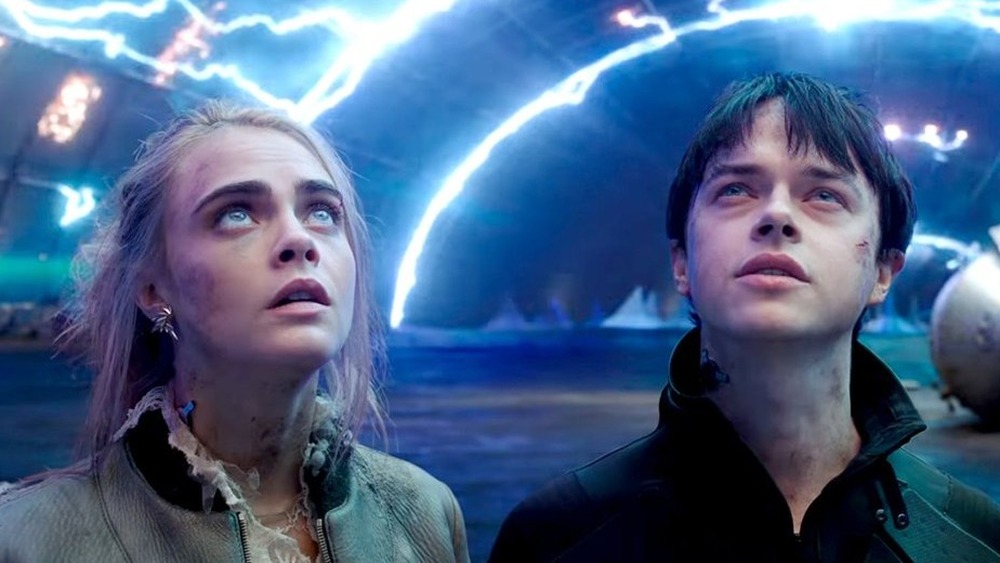 Cara Delevingne and Dane DeHaan in Valerian and the City of a Thousand Planets