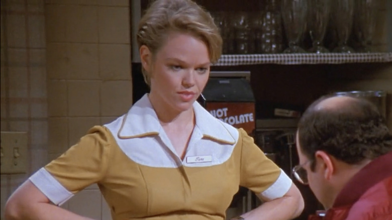 Lauren Bowles playing a waitress