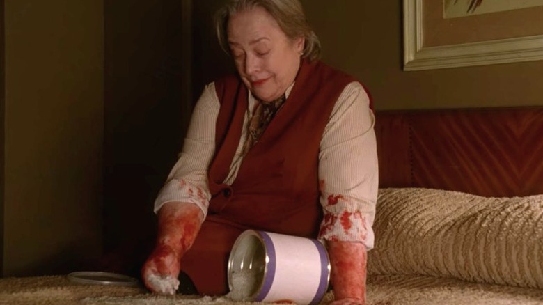 Kathy Bates' Iris playing with Donovan ashes