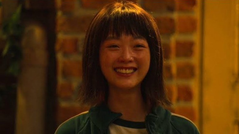 Ji-yeong smiling