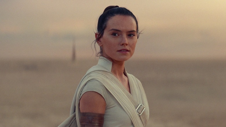 Rey on Tattooine