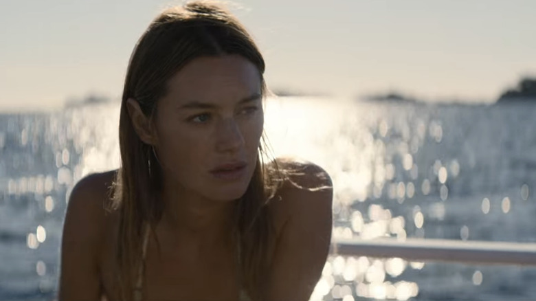 Camille Rowe in No Limit