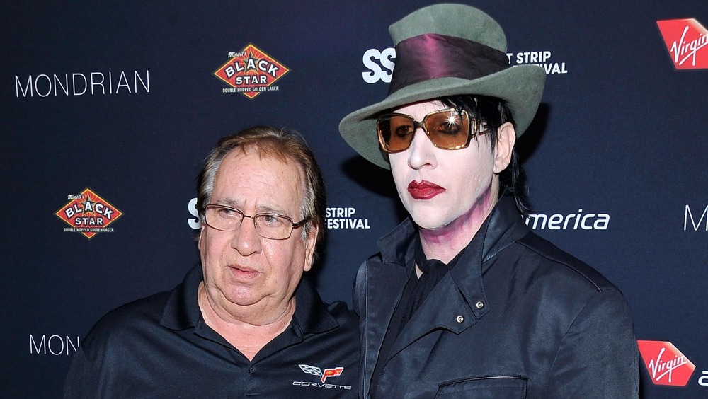 marilyn manson father hugh warner