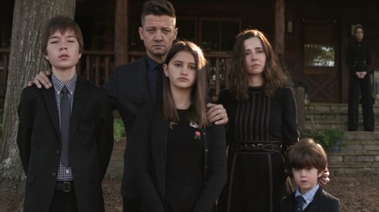 Hawkeye and family at Stark funeral