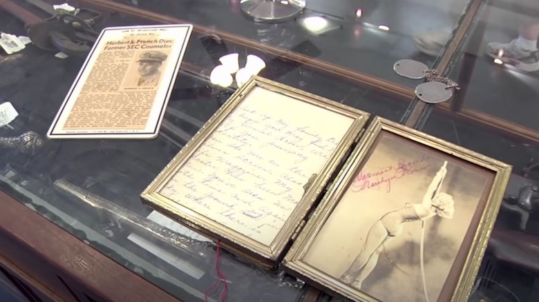 Marilyn Monroe items on "Pawn Stars"