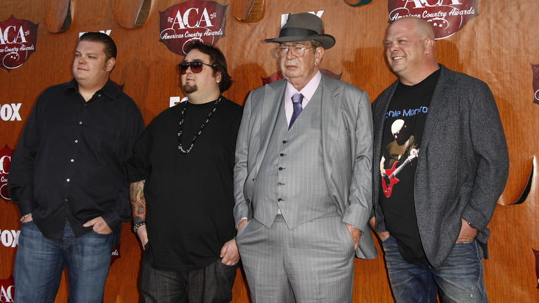 Pawn Stars cast posing