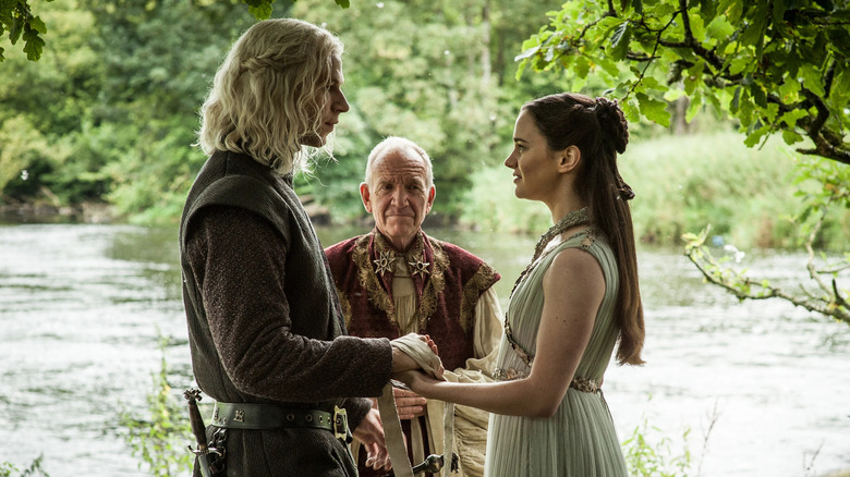 Rhaegar marries Lyanna Stark 