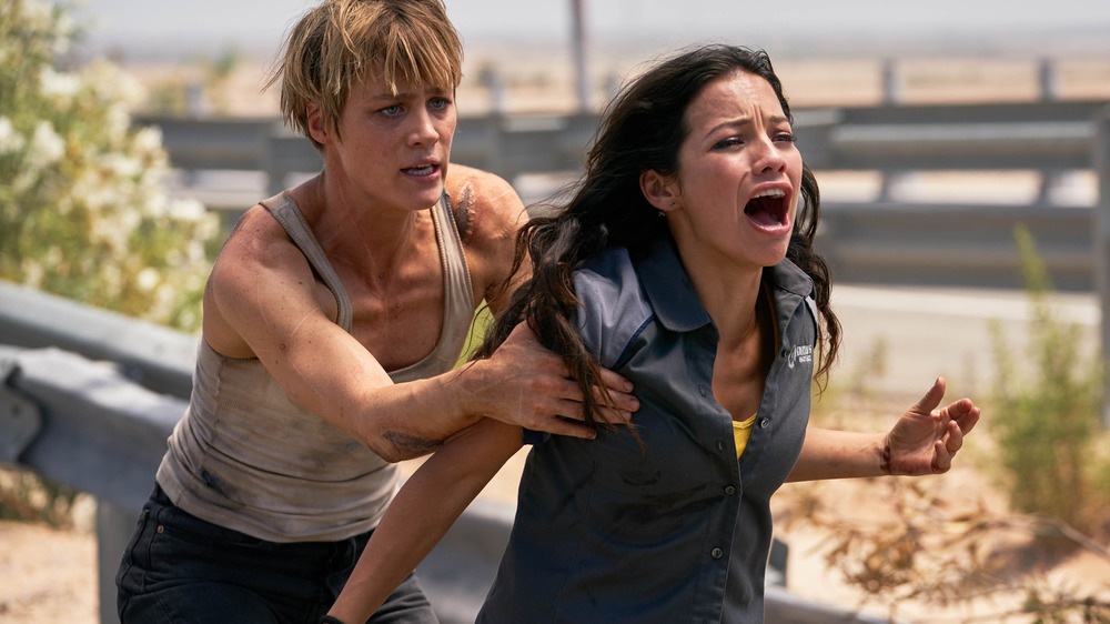 Mackenzie Davis and Natalia Reyes in Terminator: Dark Fate