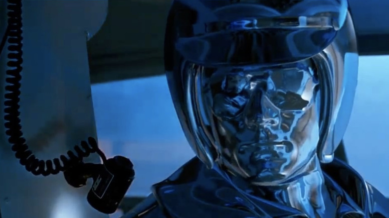 The T-1000 transforms in a helicopter