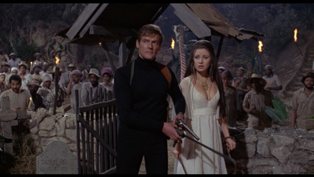 Roger Moore as James Bond and Jane Seymour as Solitaire in Live and Let Die