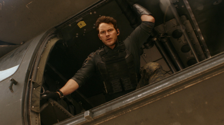 Chris Pratt Dan Forester looking out of plane