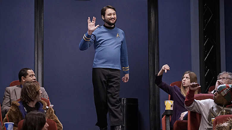 Wil Wheaton gives a Vulcan salute