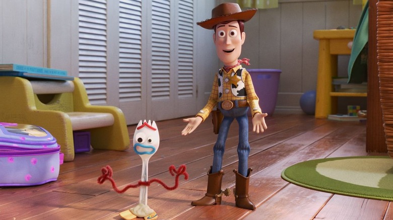 Woody introduces Forky