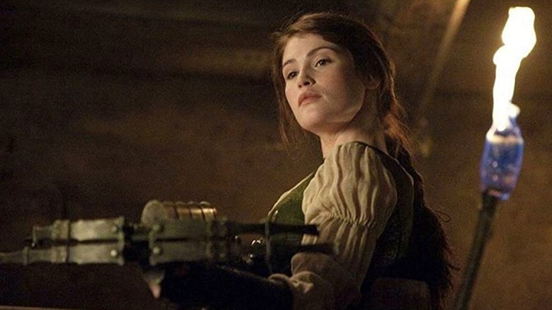 Gemma Arterton holding a crossbow in Hansel & Gretel: Witch Hunters