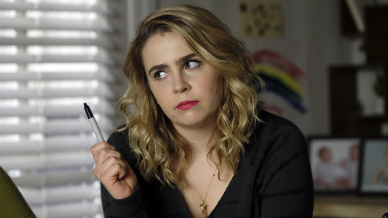 Mae Whitman curly hair pink lipstick