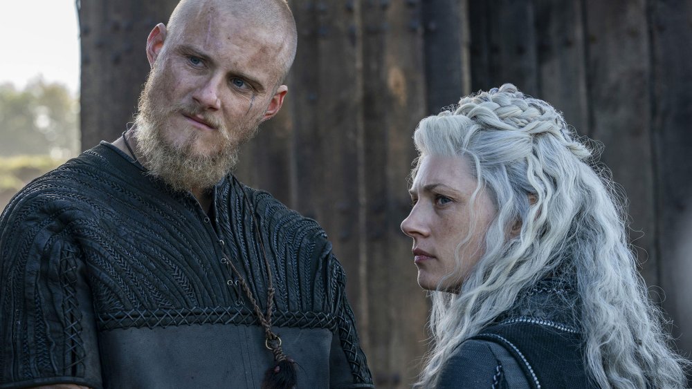 Alexander Ludwig and Katheryn Winnick in Vikings