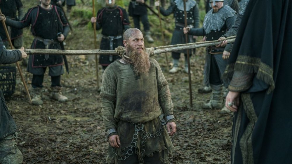 Travis Himmel as Ragnar Lothbrok, captured by enemies, on Vikings