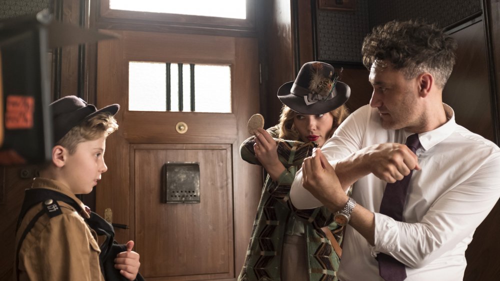 Roman Griffin Davis, Scarlett Johansson, and Taika Waititi on the set of Jojo Rabbit