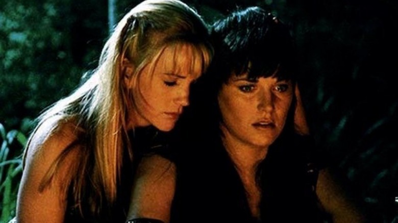 Gabrielle comforts Xena