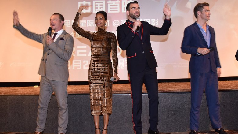 Simon Pegg, Zoe Saldana, Zachary Quinto and Chris Pine onstage