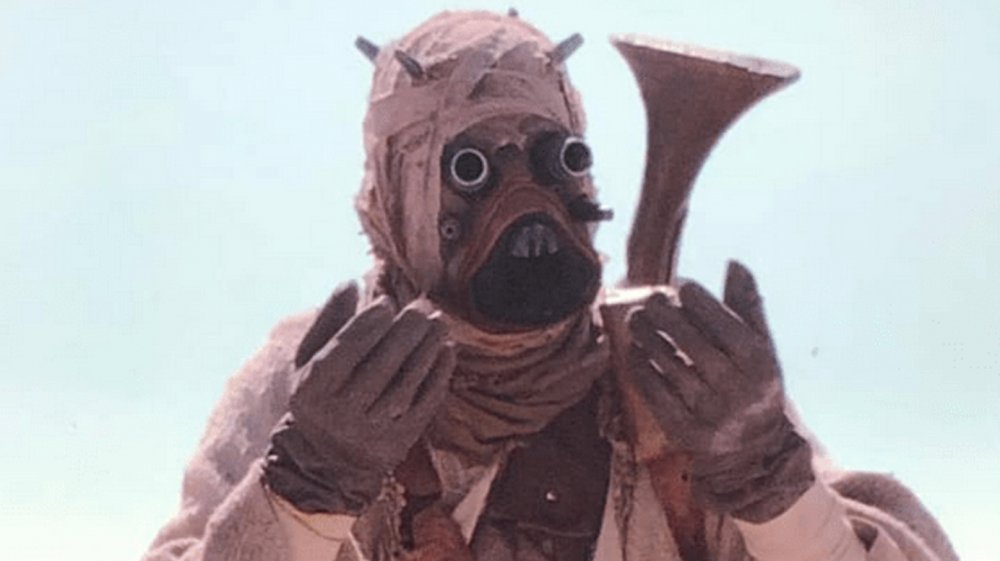 Tusken Raider using sign language