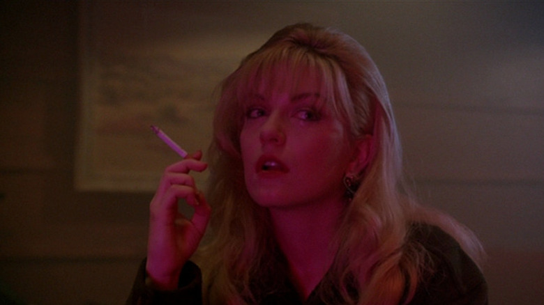 Laura Palmer smokes Twin Peaks