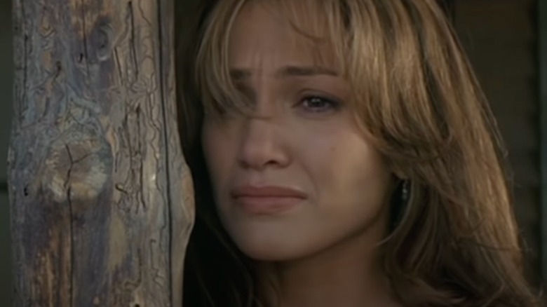 Jennifer Lopez crying