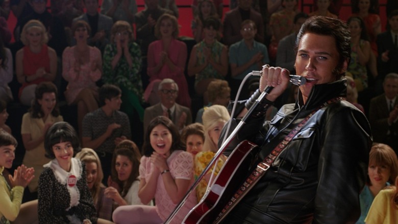 Austin Butler singing in "Elvis"